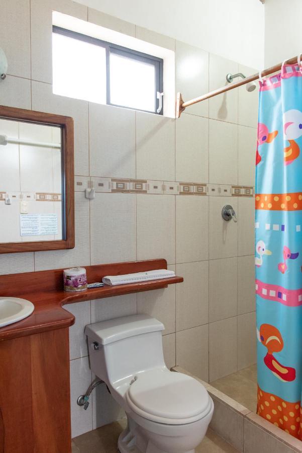 Hotel La Gran Tortuga - ᯤ Starlink Puerto Villamil Eksteriør bilde