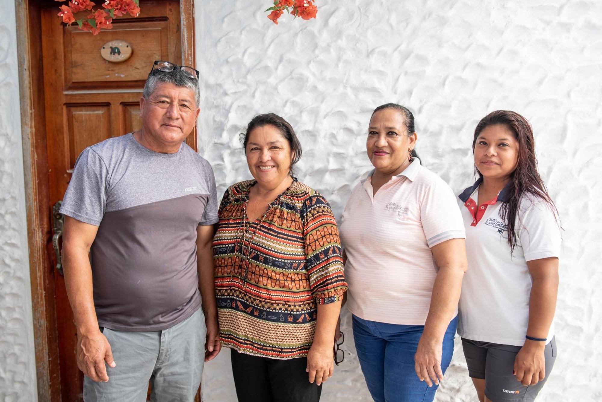 Hotel La Gran Tortuga - ᯤ Starlink Puerto Villamil Eksteriør bilde