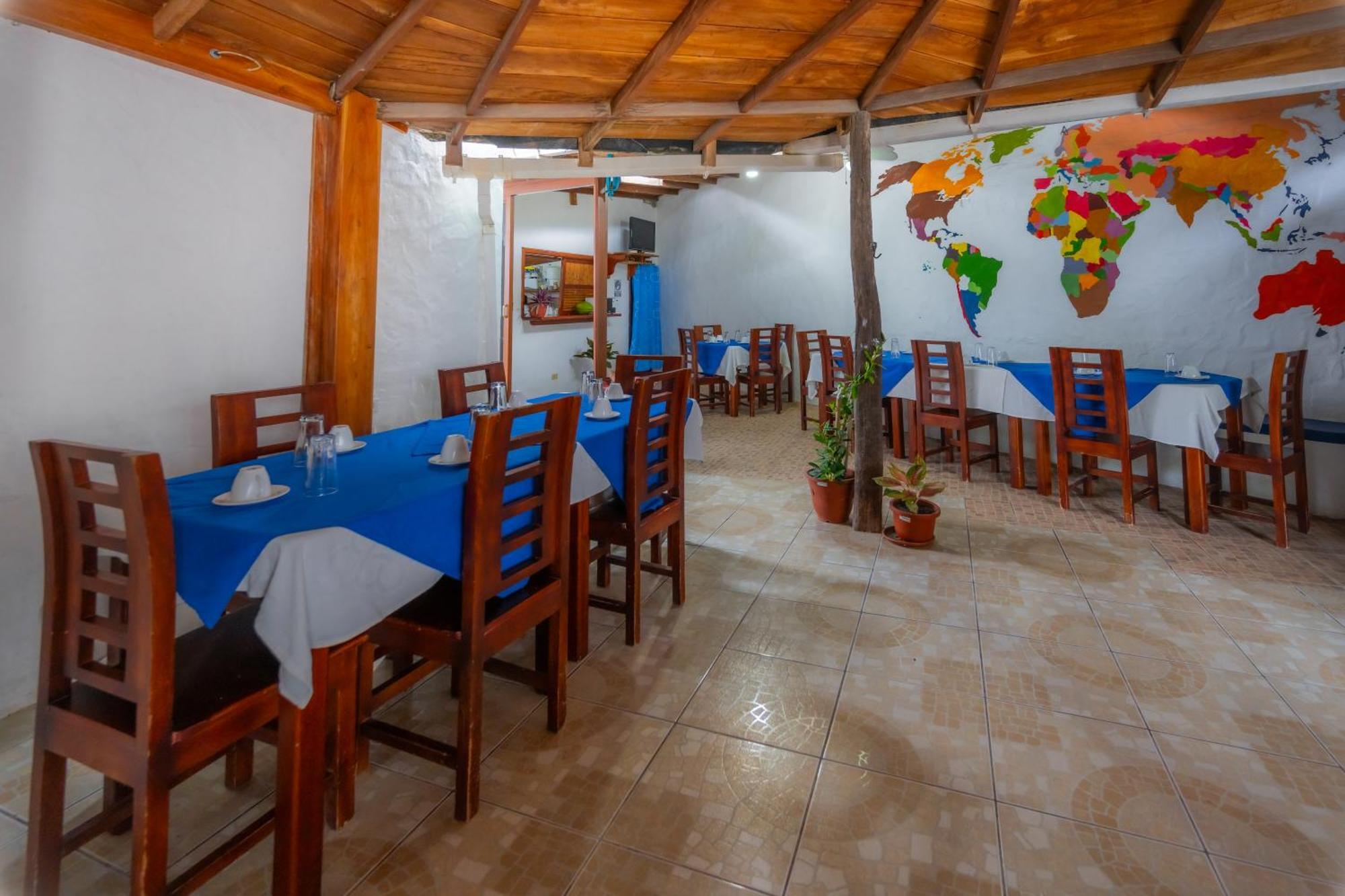 Hotel La Gran Tortuga - ᯤ Starlink Puerto Villamil Eksteriør bilde
