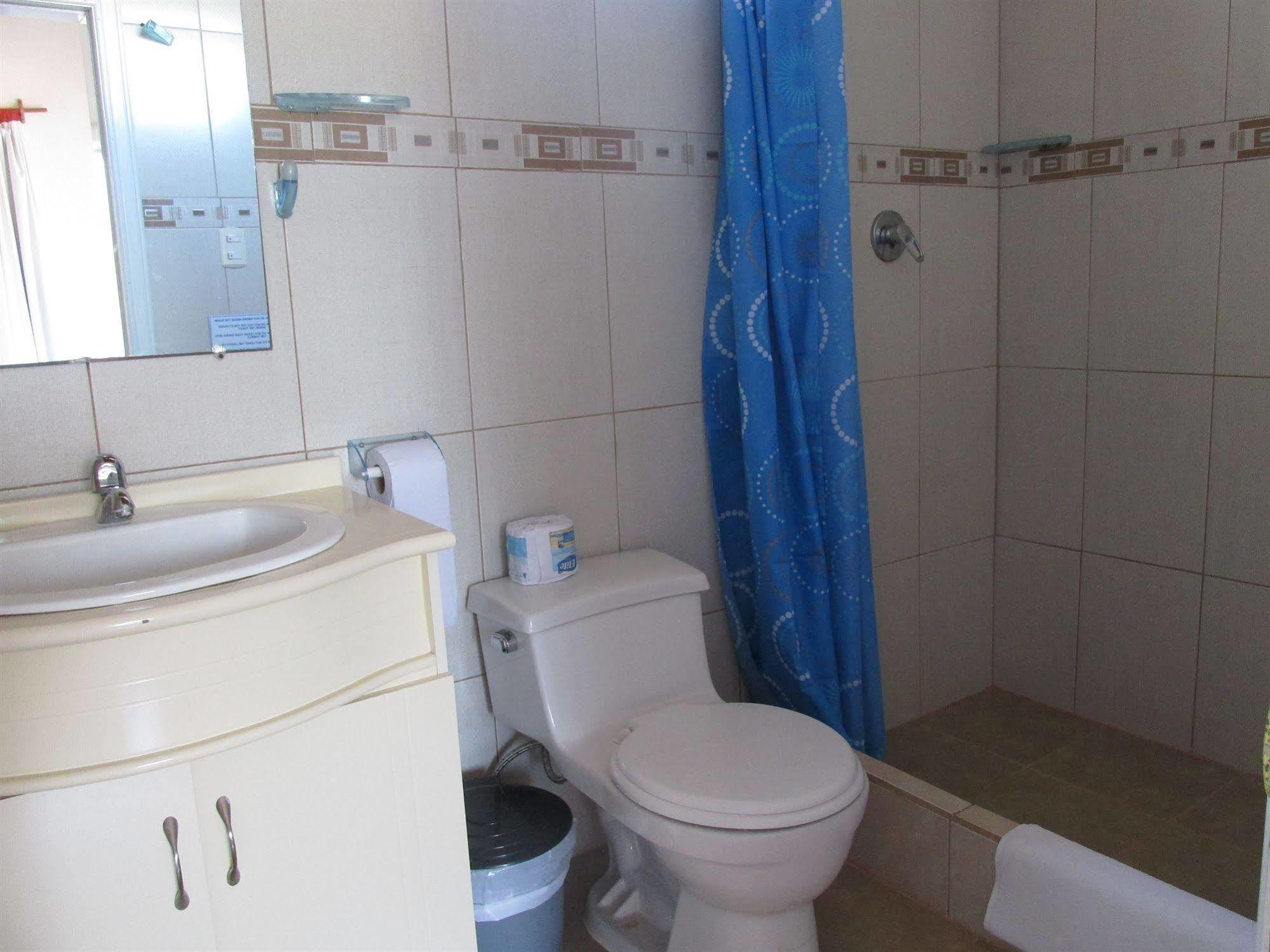 Hotel La Gran Tortuga - ᯤ Starlink Puerto Villamil Eksteriør bilde