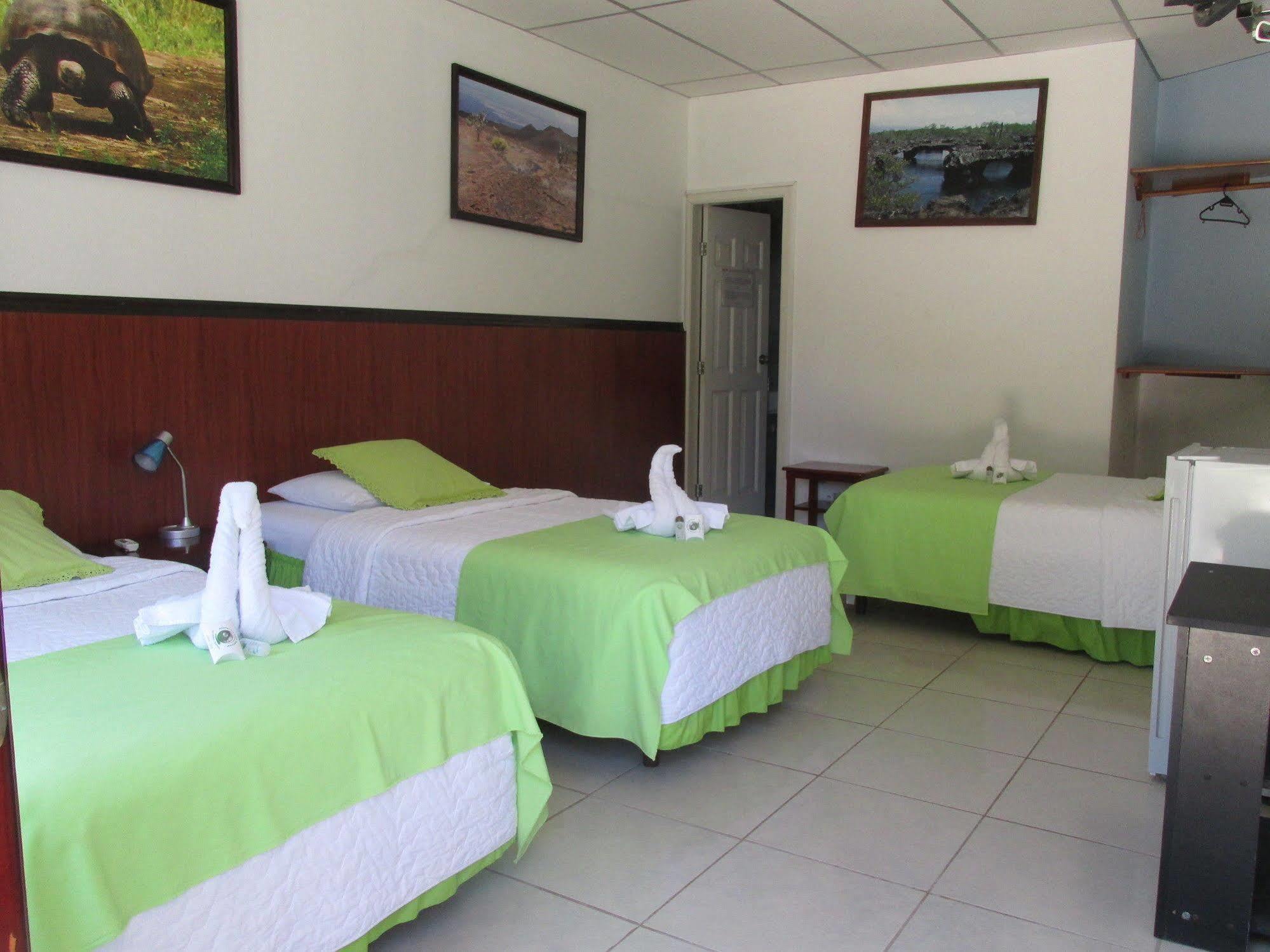 Hotel La Gran Tortuga - ᯤ Starlink Puerto Villamil Eksteriør bilde