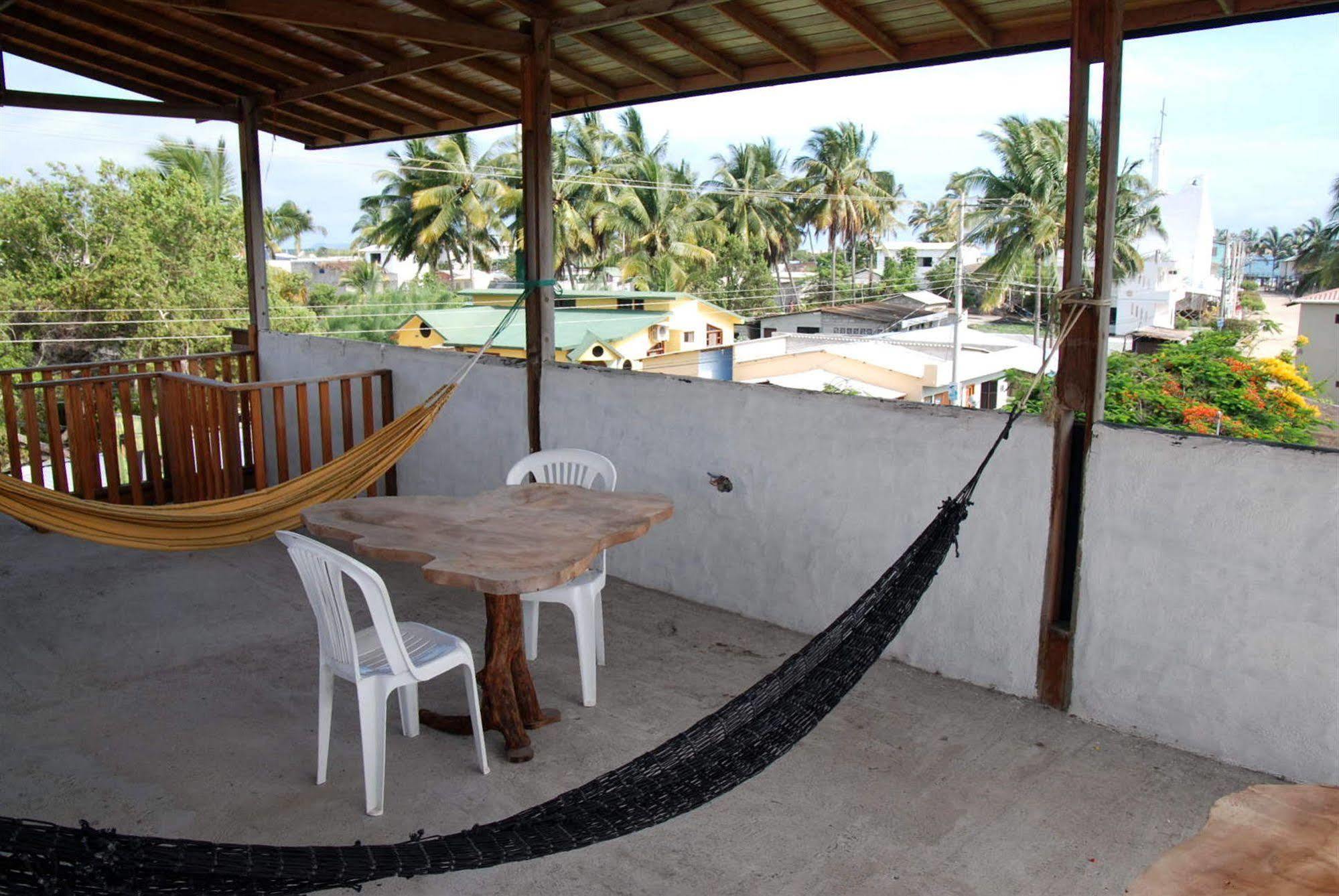 Hotel La Gran Tortuga - ᯤ Starlink Puerto Villamil Eksteriør bilde